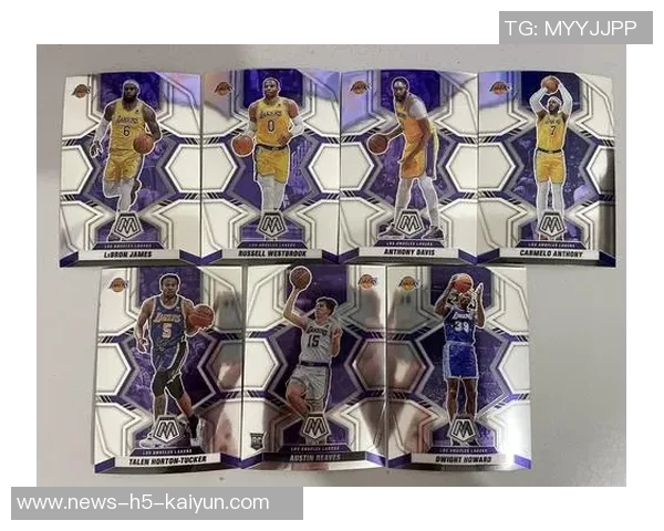 詹姆斯湖人时期签名NBA球星卡即将发售引发球迷热潮 詹姆斯湖人时期签名NBA球星卡即将发售引发球迷热潮