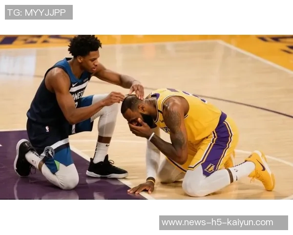 詹姆斯父子双签球星卡瞬间曝光二级市场已飙升至114万美元